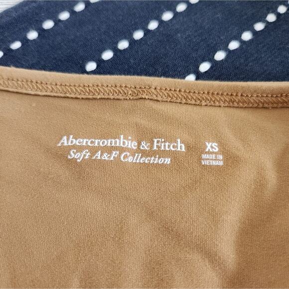 Abercrombie and Fitch Long Sleeve Corset Cropped Top NWT Size XS - Picture 4 of 7